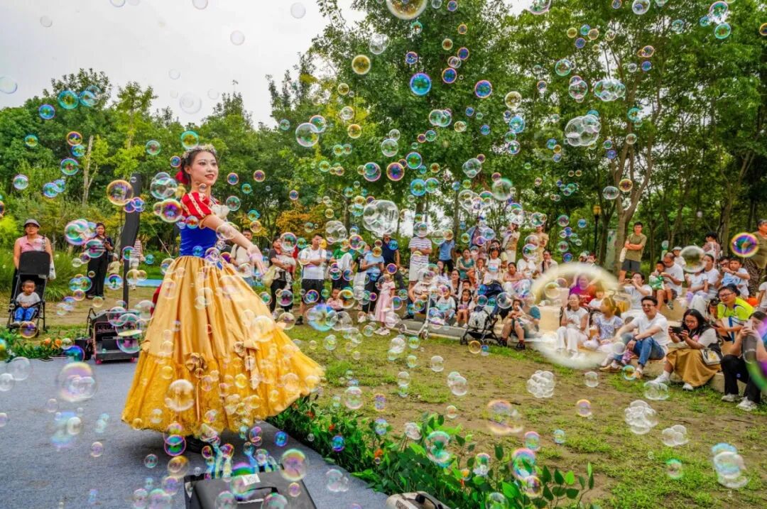 《奇迹花园梦幻世界》李宝洋摄 13818510917 奇迹花园摄影大赛.jpg